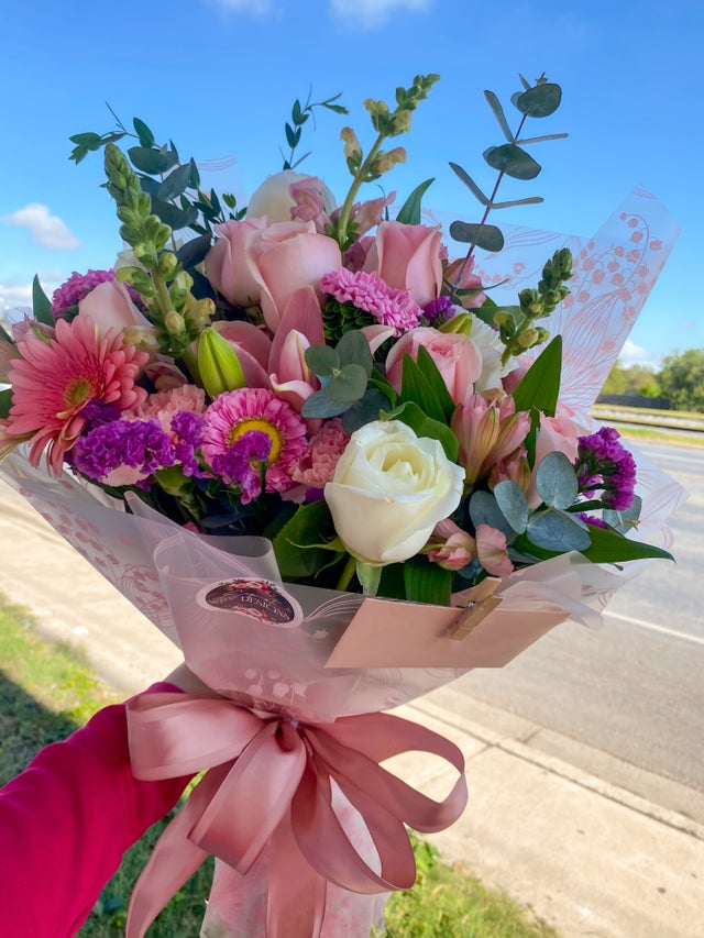 Fresh Ramos / Handheld Bouquets | Exquisite Designs Fresh Ramos / Handheld Bouquets | Exquisite Designs